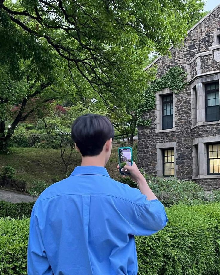ppat8mat's tweet photo. Kicked off the morning with a leisurely stroll, relishing the beauty of surroundings and capturing some photos along the way. I have a feeling today will be even more enjoyable than yesterday, and the weekend is inching closer. Let's manifest a fantastic day! https://t.co/sXF4iKdqrx