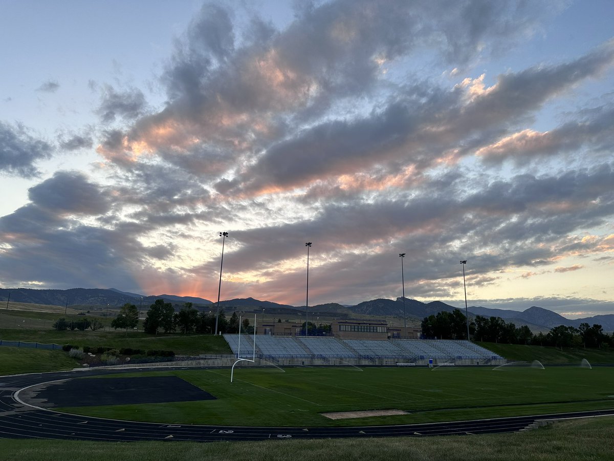 SportsTurfSun's tweet photo. Week 3- hosting our first homecoming of the season. Games 4, 5 and 6 tonight and tomorrow. #BestOffice #NoByeWeeks #CrewOf2 @ChristiClay23 https://t.co/Zi7vrCiPBj