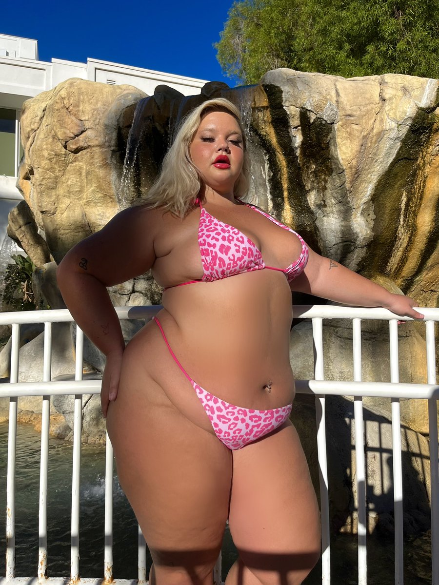 _sweetladyk_'s tweet photo. $3X 0N TH3 B3ACH 💦🌴☀️🍒🐬🍹🎀⭐️ https://t.co/YuLuNPt0pn