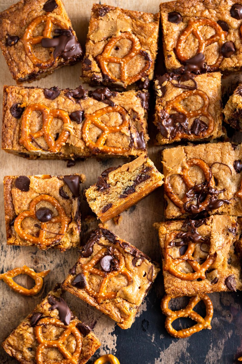 Williams Sonoma (@williamssonoma) on Twitter photo Take these sweet and salty treats to your next tailgate. <a href="/mikebakesnyc/">Mike Johnson</a>
Chocolate Peanut Butter Pretzel Blondies: bit.ly/3EylQEB Take these sweet and salty treats to your next tailgate. <a href="/mikebakesnyc/">Mike Johnson</a>
Chocolate Peanut Butter Pretzel Blondies: bit.ly/3EylQEB
