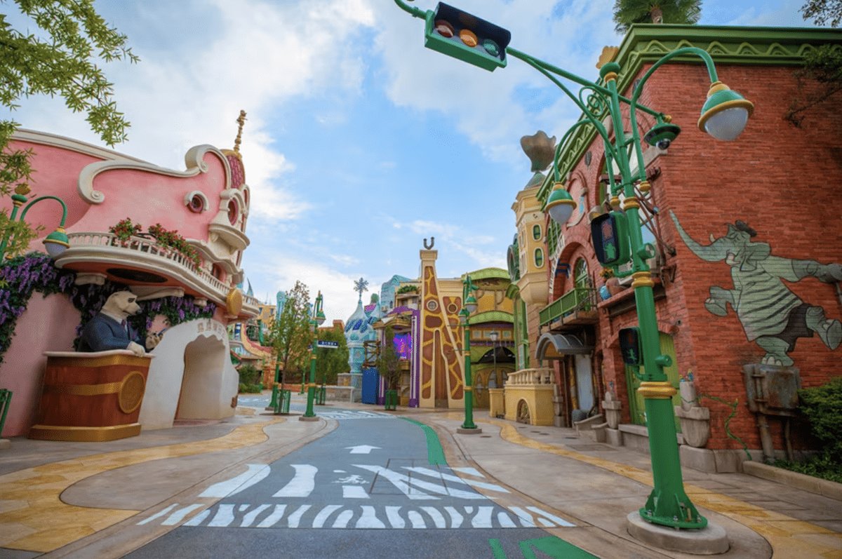 kingoftopthrill's tweet photo. Disney can we please get a Zootopia themed land at Disney world? I really want one in the United States. That would be great thank you. #Zootopia #Zootopialand #DisneyZootopia #DisneyWorld #WDW https://t.co/ItqBY4erUx