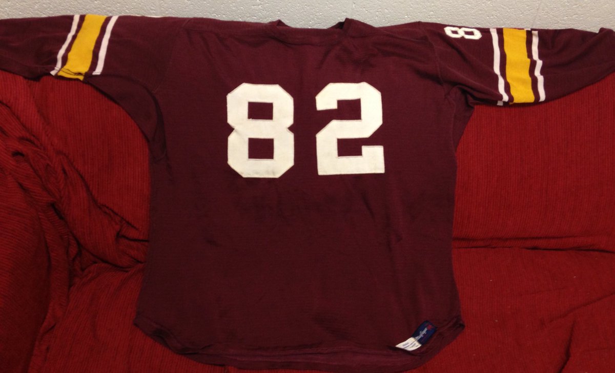 FultonFlashback's tweet photo. Fulton Football 1959 roster featuring Bob Black and Larry Cox, who was just inducted into the Greater Knoxville Sports Hall of Fame. The next picture is Bob Black’s 1959 jersey featuring gold accents. https://t.co/MZ5sX1svKo