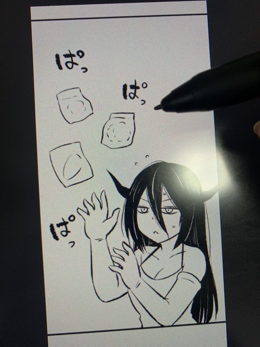今日も描いてます✨なんだかコミカルな「あくまさん」w 
