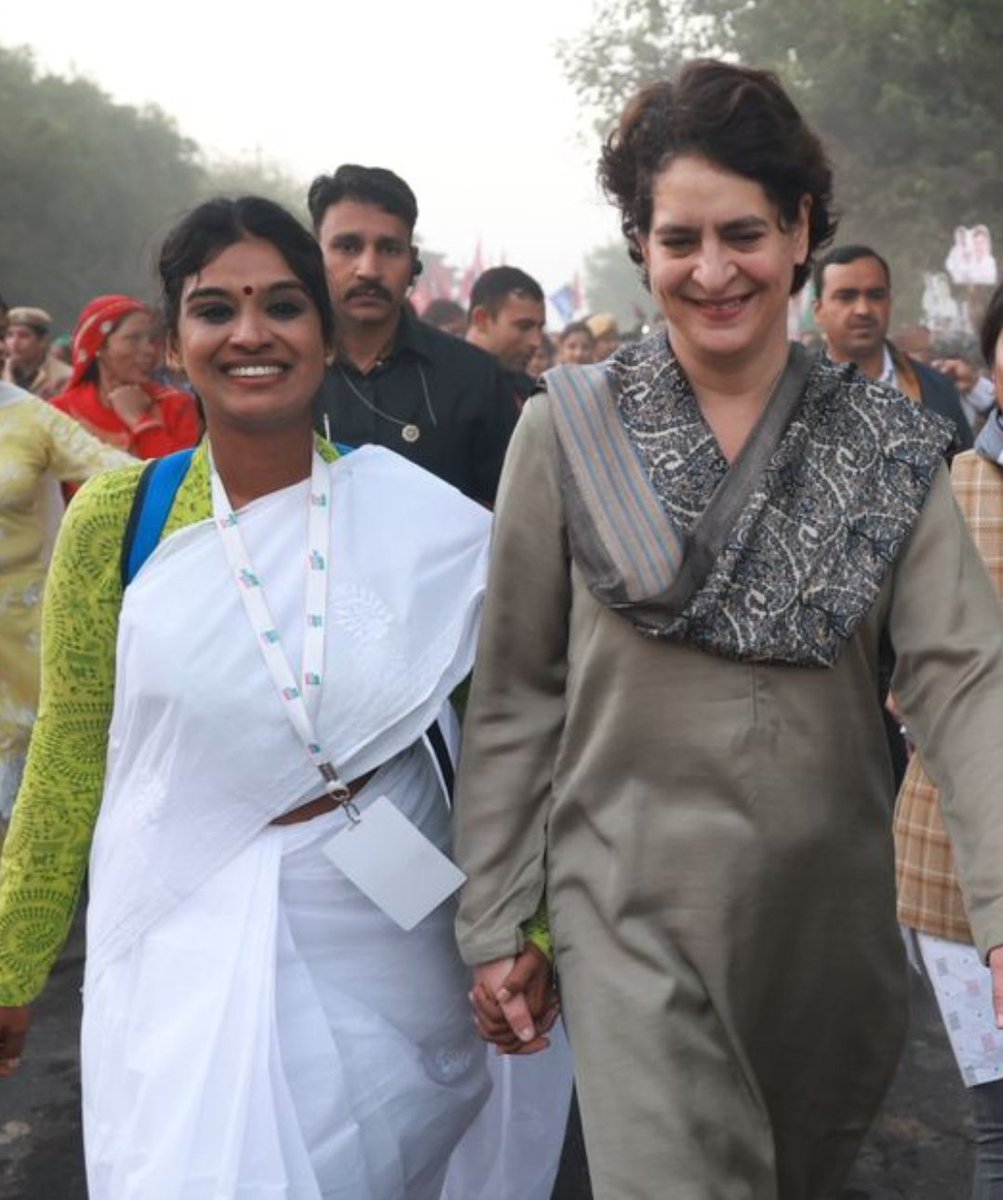 GayaCongress's tweet photo. It's exactly 1 year of the historic #BharatJodoYatra led by my leader Shri @RahulGandhi Ji and our congress leaders.Happy to be part of the revolution against #hatepolitics and spread my leader's goal #love. Let our nation progress under the #INDIAAlliance in #2024Elections. https://t.co/Z7crBeBclf