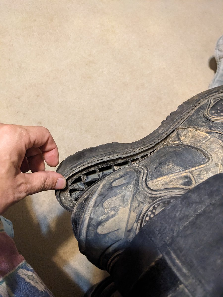 Rob Harrison tweet media