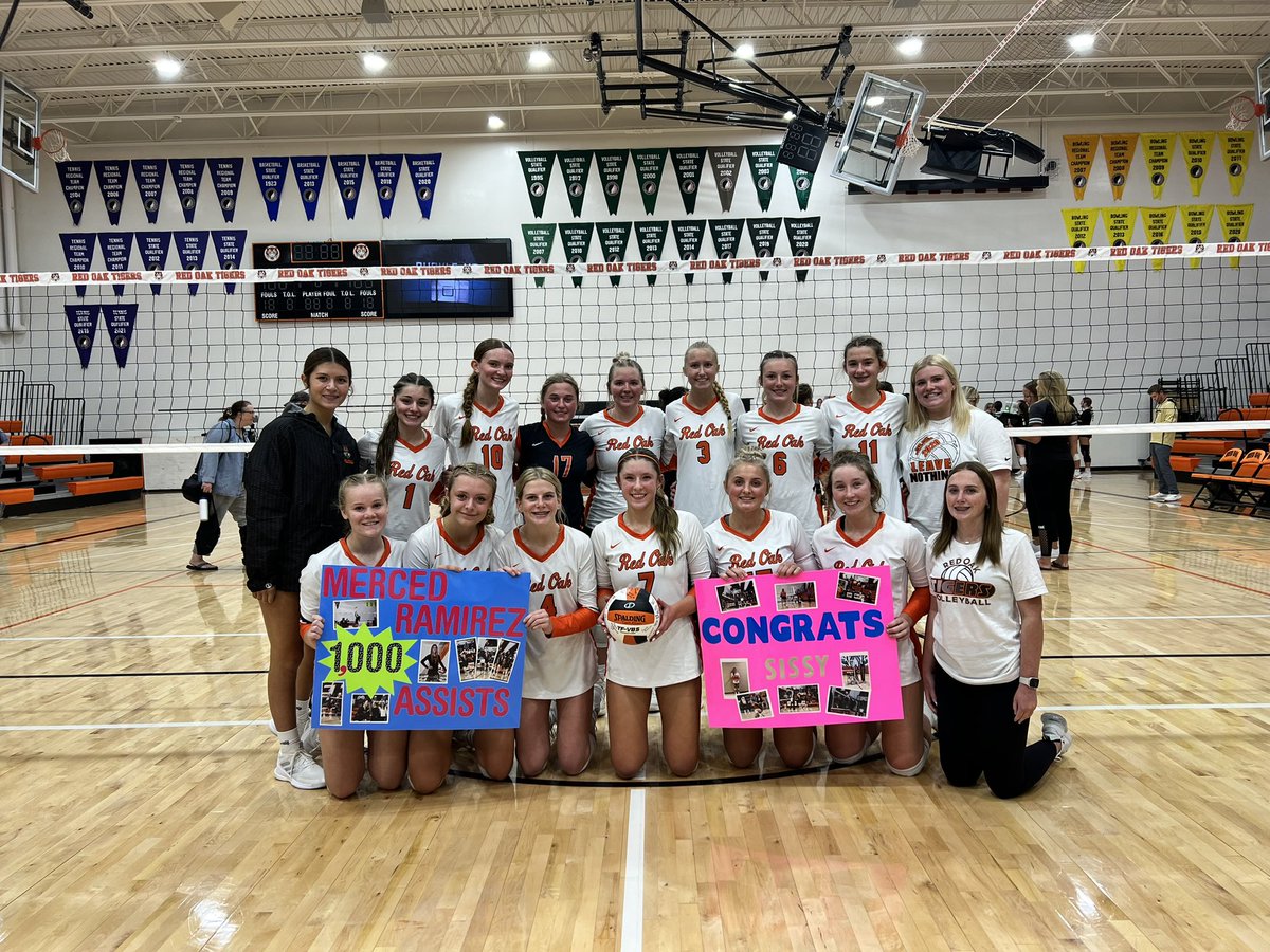 Congratulations to our fearless leader Merced Ramirez on officially joining the 1,000 assist club!  Merced achieved this awesome milestone this weekend at the Glenwood tournament with her big assist coming off a big kill from Jocelyn!  We are so proud of you Sis ❤️🐯🏐
