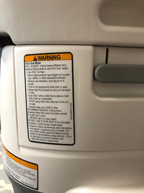 labelshimbun's tweet image. ベビー用品ブランド「GARACO」のハイチェアには英語とスペイン語の注意喚起ラベルが合わせて4枚貼られています💡貼る面が大きいとこういうこともできますね☺
ちなみに座る面には1枚縫い付けてありました。
中の人K
#GRACO #注意喚起ラベル