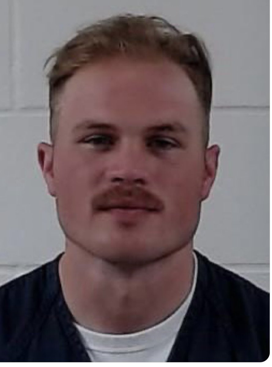 jacksonfugate_'s tweet image. He ain’t spotless neither is you