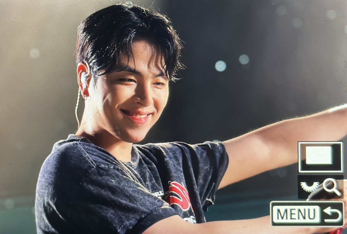 kforkoojunhoe's tweet photo. 230907 iKON 🇺🇸 ATLANTA

주내미소볼때마다 행복해 (._.)

#준회 #구준회 #JU_NE
#JUNHOE #iKON #ジュネ 
#iKON_TAKEOFF_USA https://t.co/BvZZd1GtQk