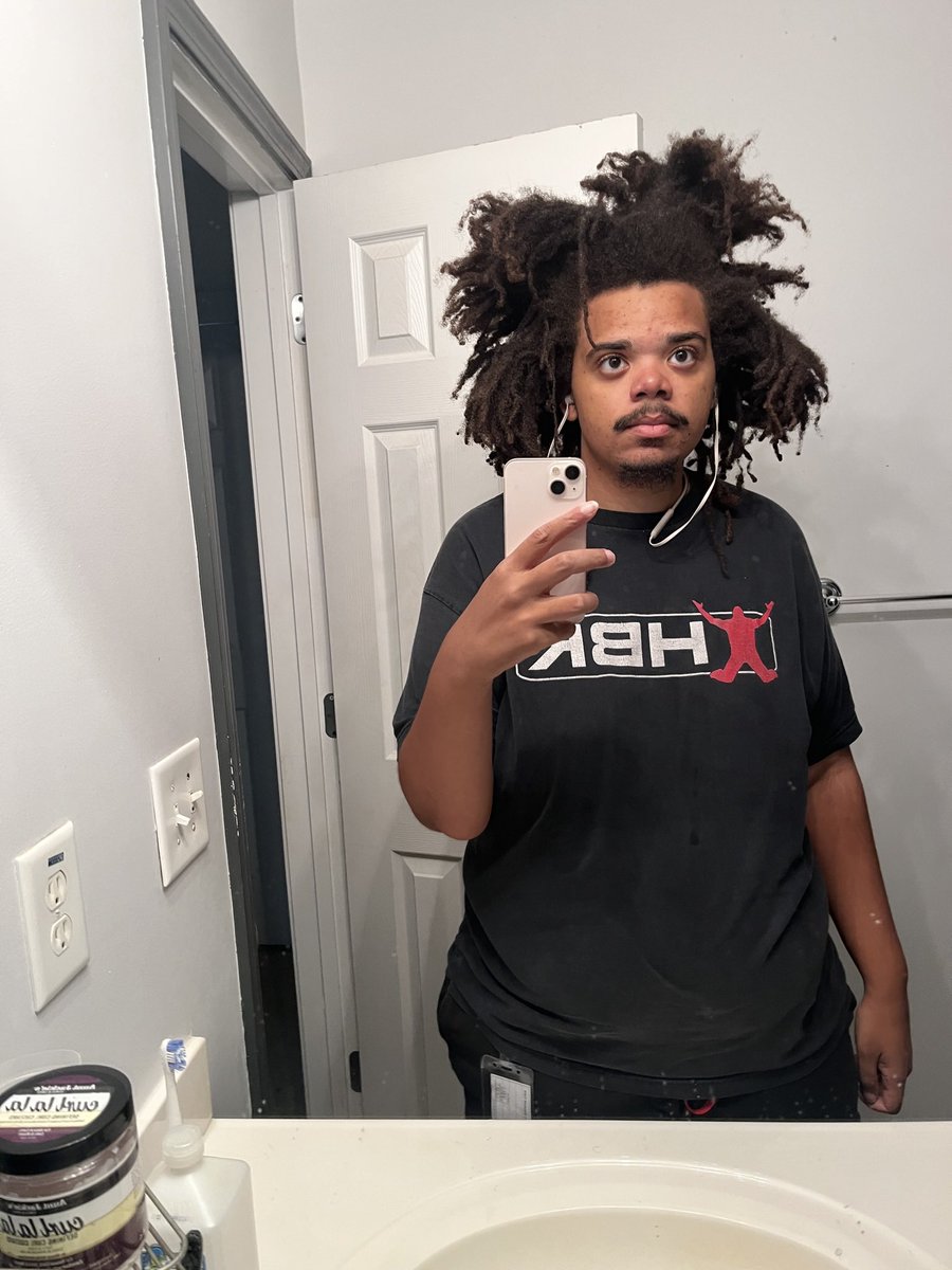 sumtypanigga's tweet photo. I wasted $20 on nasty food
Itโs no gas in my car
And bro didnโt accept my binding offer on grailed
#lifeisntgoingwell ๐ https://t.co/BpEuhSpqM5