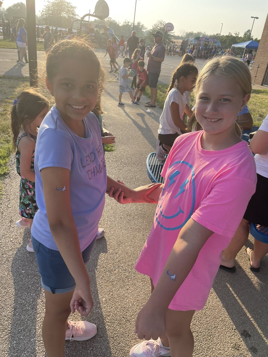 CEStingrays's tweet image. Back to School Bash! #ceproud