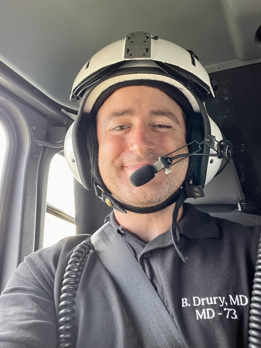hawkvox's tweet photo. -: @CWEMSE Day 18 :-
Daily Travel (Total Travel): 547 km (12,403 km*)
Knot of the Day: doubly slipped reef knot
Today was helo day for #MD73. While Dr. Brian Drury worked a 12-hour shift at the #HickoryNC base of MedCenter Air, #MD74 David Baskin had an academic day at our Externship #LaCasaVerde house working on readings and refining our 2023 lecture topic on #wildlandfires.
*total course travel distance to date, including by foot, climbing, rappelling & ascending rope, car, truck, ferry, UTV, helicopter, dune ambulance/response vehicle, canoe, pontoon boat, swimming
#CWEMSE2023 #cwemse #expeditionary #expeditionmedicine #wildernessmedicine #wildernessEMS #essequamvideri #crewnotpassengers #medicalschool #emergencymedicine #hawkventures #yesthisismedschool #WakeForestWildMed #wildmed #WEMS #UNCBlueRidge #WPCC #airmedical #aeromedical #medicalhelicopter #MedCenterAir @DavidMBaskin1 @MedCenterAir #medtwitter