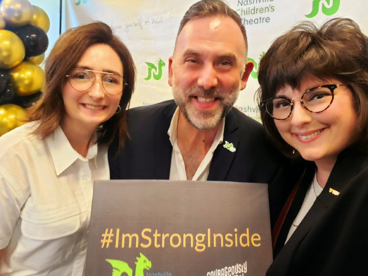 annedediemar's tweet photo. Congrats to the entire @NashChildThtr creative team &amp; @trublu24 on Opening Night of Strong Inside Presented by @VanderbiltU! 🏀 This inspiring true story of #PerryWallace &amp; now world premiere stage adaptation runs through Sept. 26. #ImStrongInside 🎟 ➡️ https://t.co/mCBcU2tbn4 https://t.co/IOjRKuCcvI