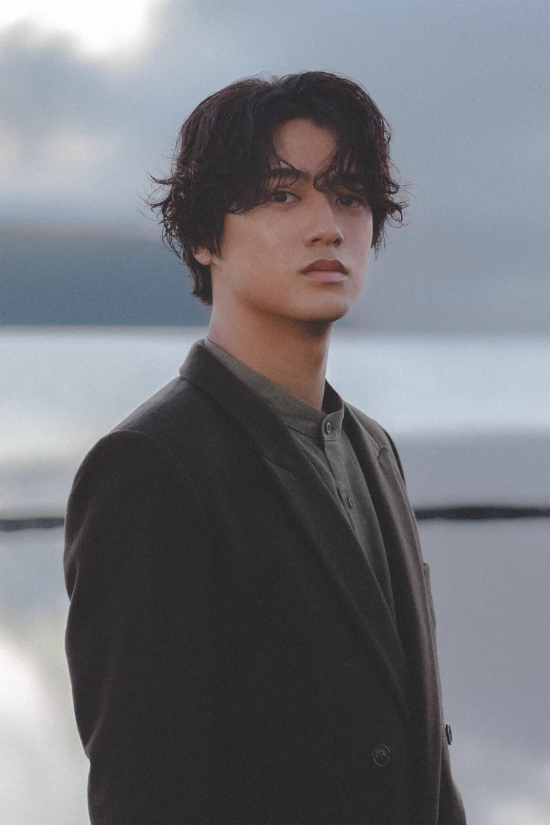 キンプリ　髙橋海人　公式写真 F5eM8bUacAETLrP?format=webp&