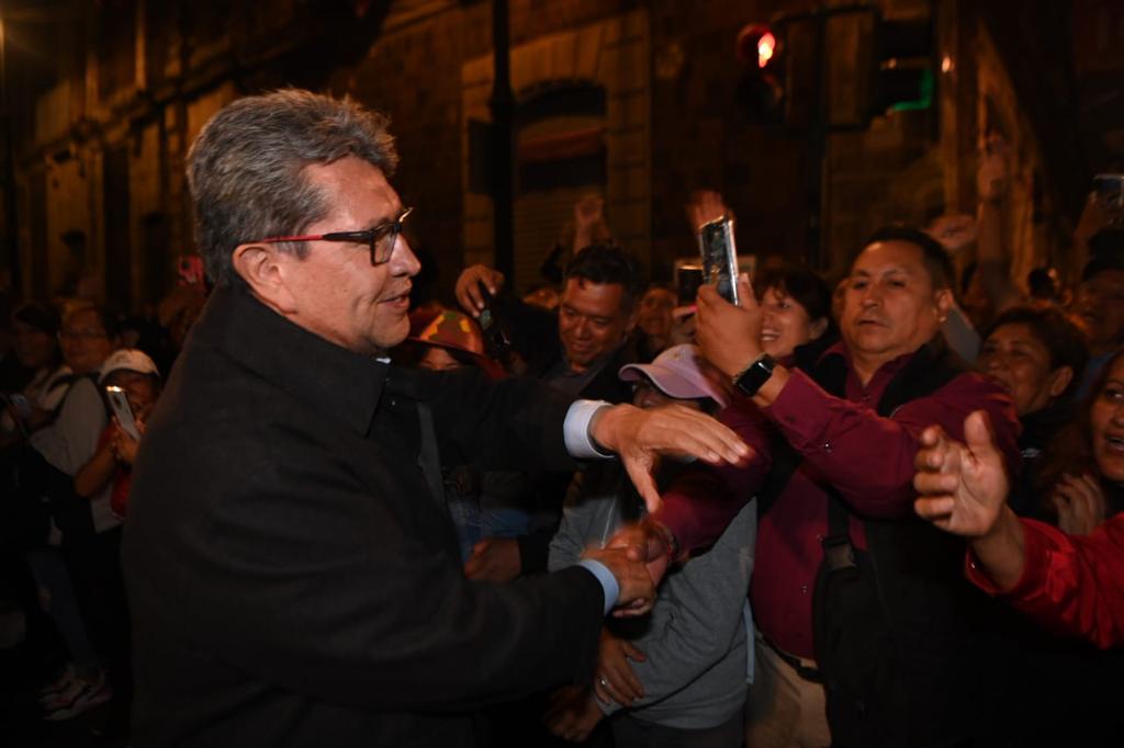 cdmx_comunidad_'s tweet photo. #MonrealEsReal y el apoyo incondicional hacia él también. 

¡Con @RicardoMonrealA hasta el final! https://t.co/Oj9Lfyovhp