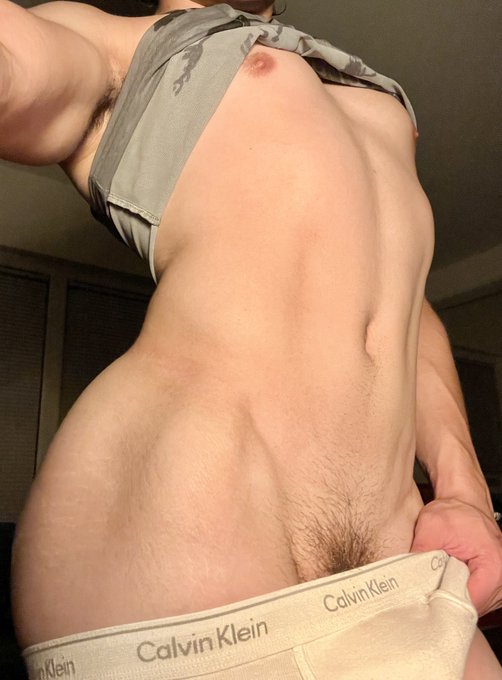 gettin a bit hairy https://t.co/K57e9MSQy1