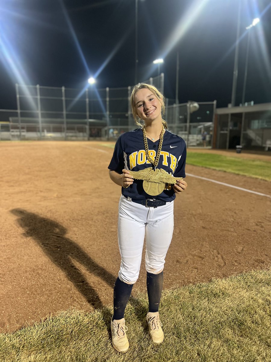 LNEagleSoftball's tweet image. Gold comes out strong to defeat Smithville. 
WP-Mitchell 3K’s
Multiple 🦅’s bats contributed to the win. Swearingin 2/2 3 RBI’s Theoharidis 1/1 3RBI’s
Davis 2/2 4 RBI’s Grady 2/2 
Tucker 1/2 w/HR
Richardson 1/2 2 RBI’s, Mitchell 1/3
Off Player:Davis
Def Players:Theoharidis &amp;amp;Davis