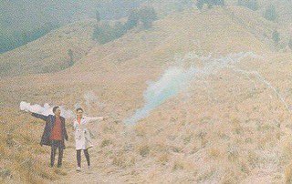 sosmedkeras's tweet photo. cuma foto prewed biasa https://t.co/VGUQSZzSwQ