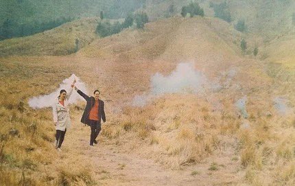 sosmedkeras's tweet photo. cuma foto prewed biasa https://t.co/VGUQSZzSwQ