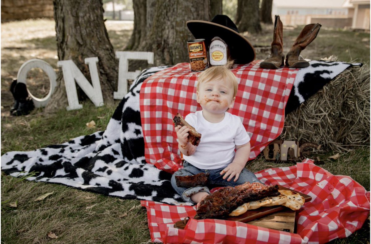 WendiHiatt's tweet photo. @sbrbbq @BushsBeans https://t.co/SheatyGuKW