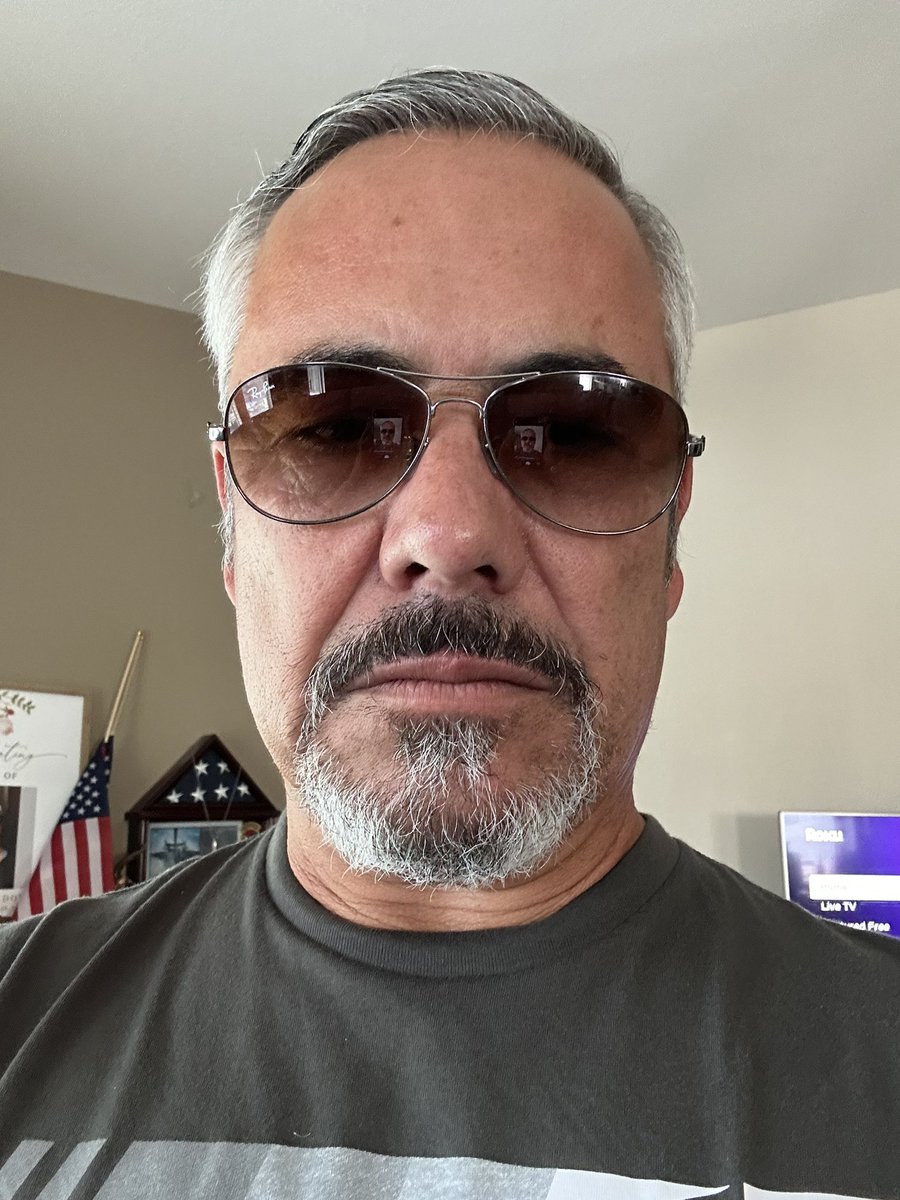 Ironmanflashh's tweet photo. I am Iron Man! https://t.co/AIlnZRquf2