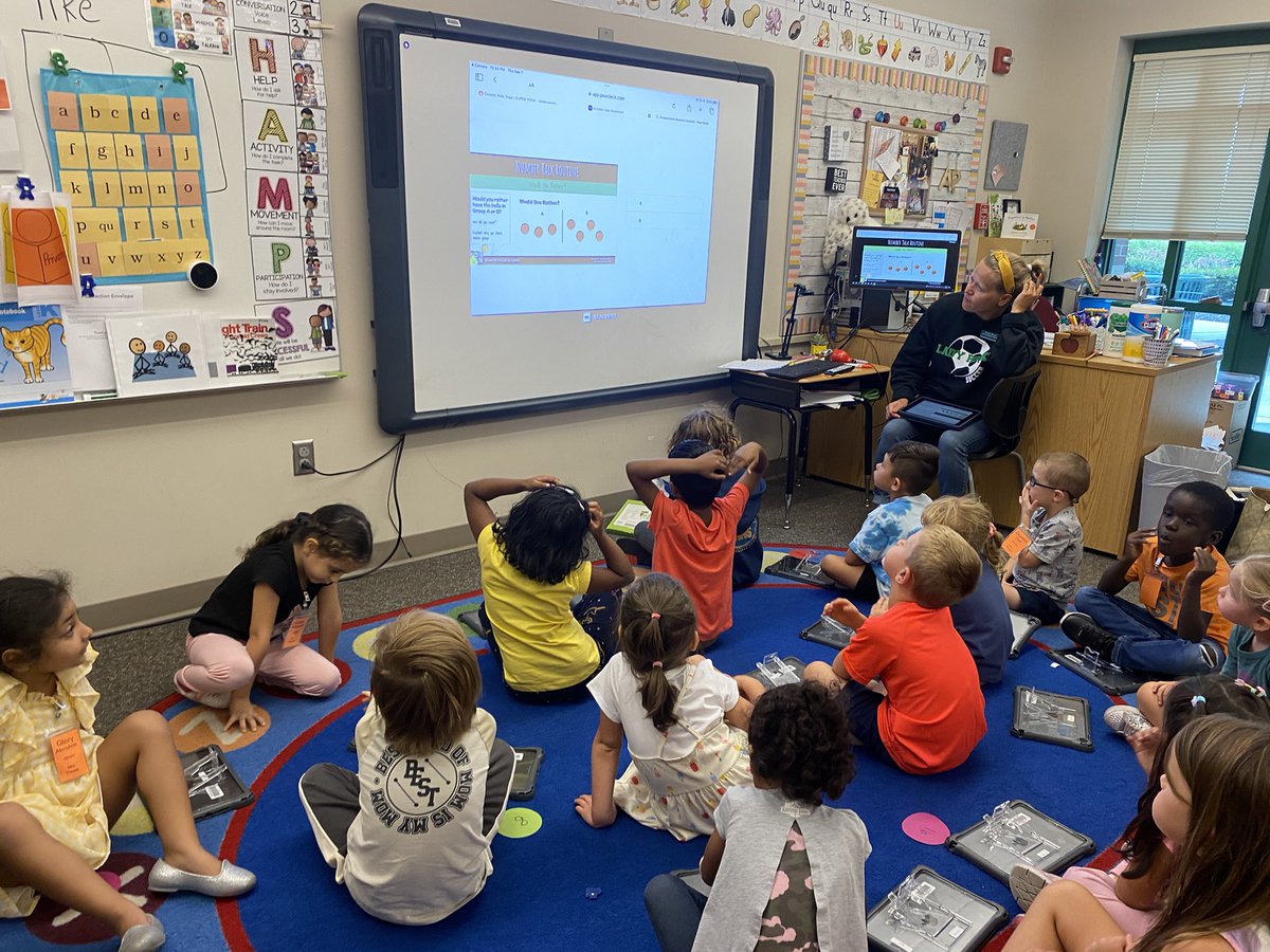 AmandaPitzele's tweet photo. These kinder mathematicians are representing numbers and showing one more by using Pear Deck in Google Slides on iPads!   A tremendous thank you to Mrs. Morris for coming along side me to learn and grow our kids for 21st century skills!  #growtogether #wwsallin #lifeready https://t.co/lqD5F6p9yo