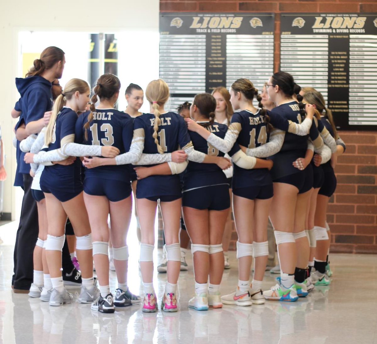 HoltVolleyball's tweet photo. DOWN GOES FZE!! Varsity gets their first win of 2023 in 5 while JV pulls off 3 straight wins! Freshman fell just short in their match but it was an incredible program effort tonight! JV and Varsity are in action this weekend at Howell Central and St Charles West! https://t.co/TBinggcmWC