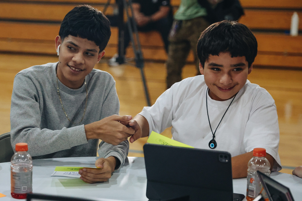 Karl Kistner (@kistnerkarl) on Twitter photo Christopher Rosario, 16, left, shakes hands with Eduardo Balderas, 12, as they brainstorm shoe designs during a STEM Sneaker Lab hosted Thursday by NBA G League Ignite and Beyond the Ball at Donald W. Reynolds Boys and Girls Club in Henderson. <a href="/fleetwood_mads/">Madeline Carter</a> <a href="/reviewjournal/">Las Vegas Review-Journal</a> Christopher Rosario, 16, left, shakes hands with Eduardo Balderas, 12, as they brainstorm shoe designs during a STEM Sneaker Lab hosted Thursday by NBA G League Ignite and Beyond the Ball at Donald W. Reynolds Boys and Girls Club in Henderson. <a href="/fleetwood_mads/">Madeline Carter</a> <a href="/reviewjournal/">Las Vegas Review-Journal</a>
