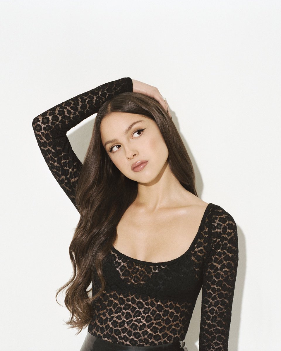 Spotify's tweet photo. The only bad idea here is not hitting play on Olivia Rodrigo’s sophomore album #Guts https://t.co/yndQDmFoTq