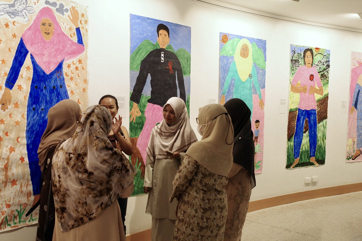 SEAJunction's tweet photo. Come witness these artworks in the exhibition “#Bodymaps for #Healing: Seeking #Peace in #SouthernThailand,” on display now until 17 September on the 4th floor of BACC.
Organized by @DuayjaiGroup, SEA Junction and @CrCF_Thailand https://t.co/eRwu1NtmDv