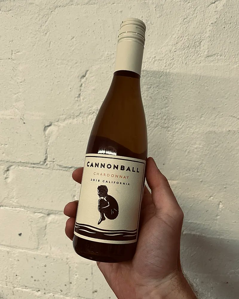 halfbottles's tweet photo. Cannonball !!! Today we have the excellent Cannonball Chardonnay 2018. This beautiful #californian chardonnay is bursting with flavours of Meyer lemon, stone fruit and pineapple, with a layer of toasted vanilla oak - clean and refreshing! #usachardonnay #cannonball #halfbottles https://t.co/Igx58lOy6F