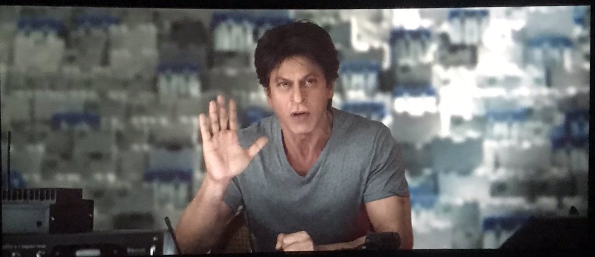 Vtxt21's tweet photo. #Jawan #JawanReview 

If Somebody still thinking whether to watch Jawan Or not, then let me help you.. 

This Movie has covered more Social issues within 3 Hrs than Godi Media did in past 9 Years 👌👍

Hope it might help you ❤🤞

#Marimuthu #JawanBoxOffice #SRK𓃵 #ShahRukhKhan𓃵 #VijaySethupathi #Atlee #Nayanthara #AnirudhRavichander #जवान #GhosiByPoll