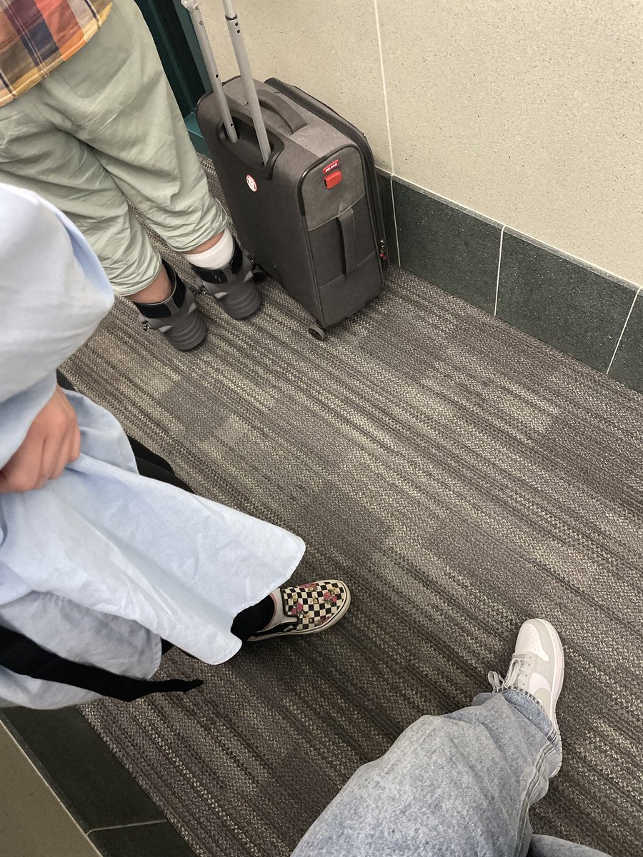 tb to when my stat prof had two broken ankles 😭 shawty was going through it but she was so nice she didn’t deserve this fr