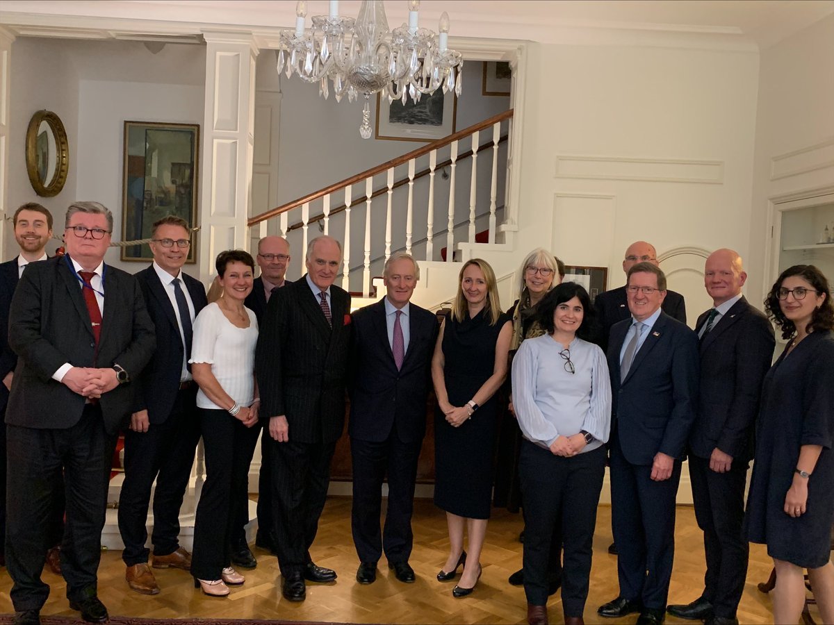 Thank you @ukinfinland and @LordsIRCom for a great dinner discussion on the Arctic last night. Really interesting exchanges.