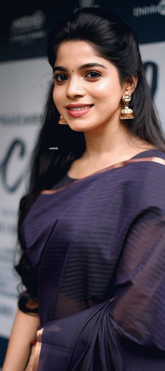 minnie_retouch's tweet photo. Divya Bharathi🤍✨
#DivyaBharathi
#Retouch #Wallpaper
#WallpaperMaterial https://t.co/5KUIpN9V2f