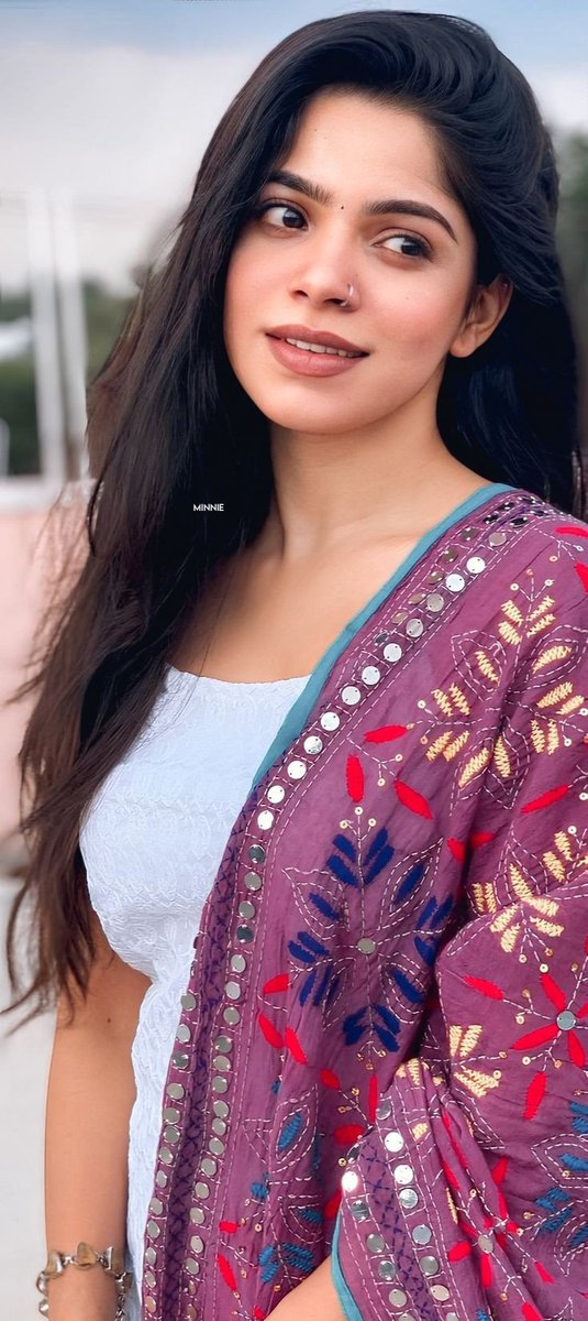 minnie_retouch's tweet photo. Divya Bharathi🤍✨
#DivyaBharathi
#Retouch #Wallpaper
#WallpaperMaterial https://t.co/5KUIpN9V2f
