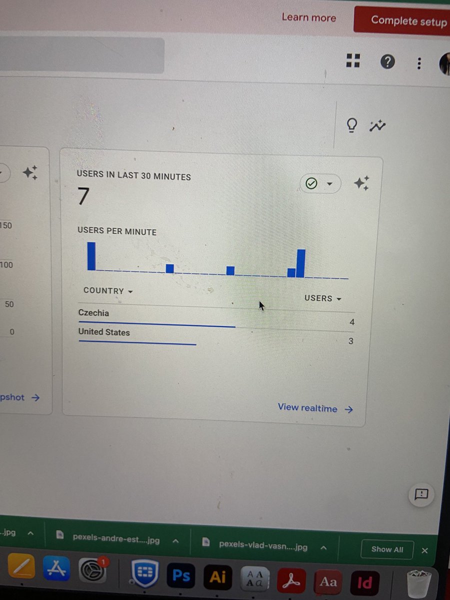 Hannah | Travel Blogger + Artist tweet media