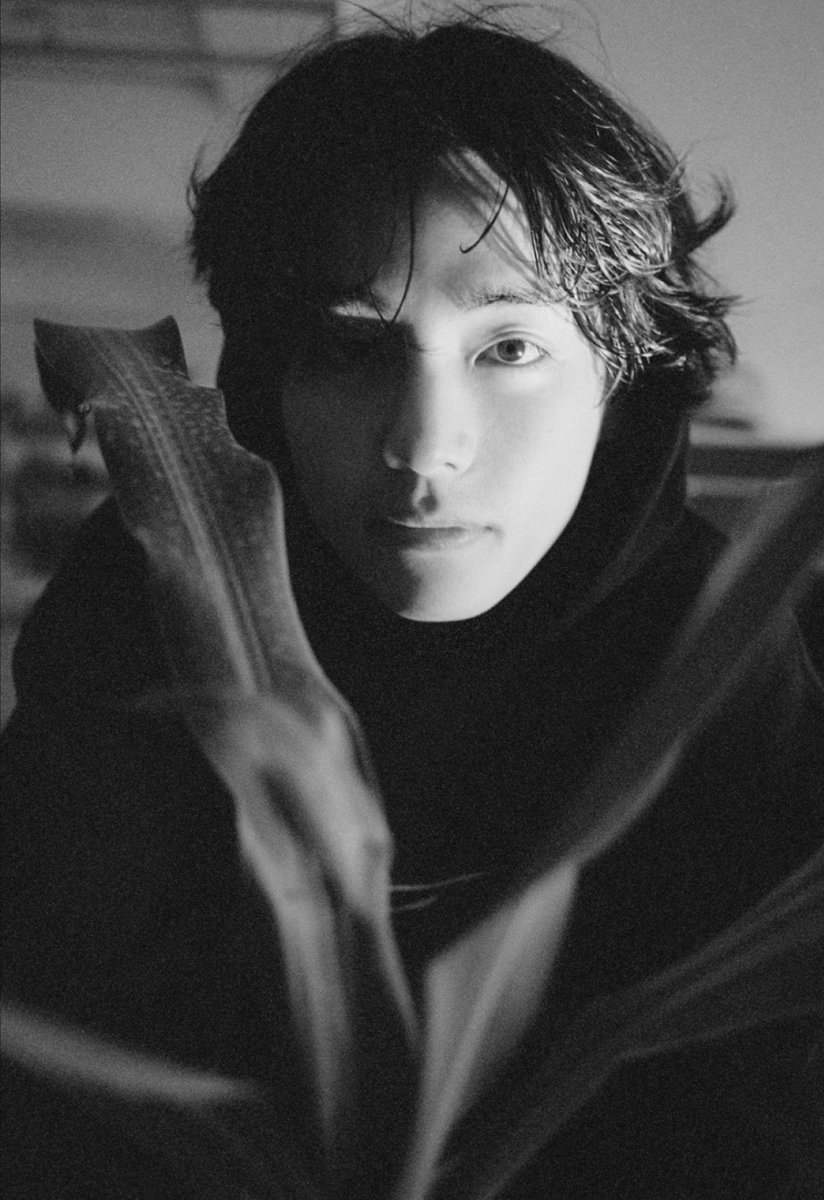 7bts.update (slow) tweet media