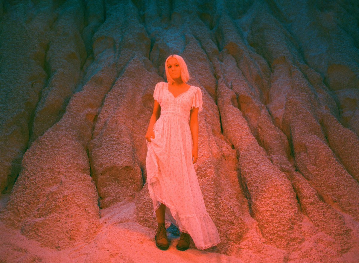 “Stronger Than Me” is out now!! <3 this song means so much to me &amp; I appreciate y’all being patient. So grateful :)🤍
sarahcothran.lnk.to/StrongerThanMe