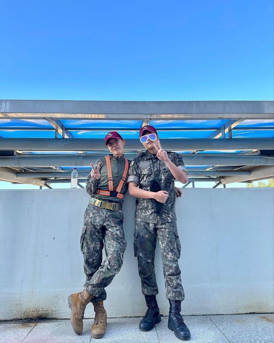 snakes_heart's tweet photo. Miss you 🥺  #JHOPE #Hoseok https://t.co/rt8rzBffdf
