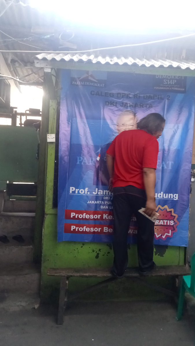 Gani_Nasution44's tweet photo. 🙏🇮🇩💙#Posko *KEBAYORAN BARU*... *Kampung Samping MAYESTIK...Sekitar Jl. Hang Jebat belakang Rumah Sakit PERTAMINA*✍️👍🤝🙏 https://t.co/7SJbFfT4WI