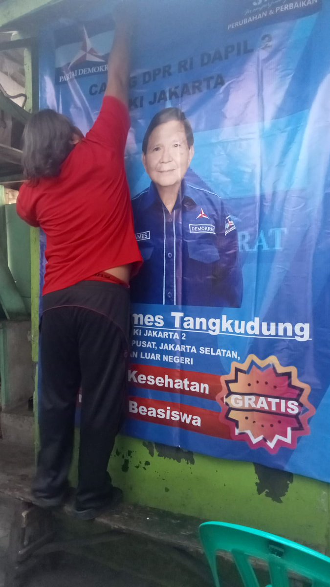 Gani_Nasution44's tweet photo. 🙏🇮🇩💙#Posko *KEBAYORAN BARU*... *Kampung Samping MAYESTIK...Sekitar Jl. Hang Jebat belakang Rumah Sakit PERTAMINA*✍️👍🤝🙏 https://t.co/7SJbFfT4WI