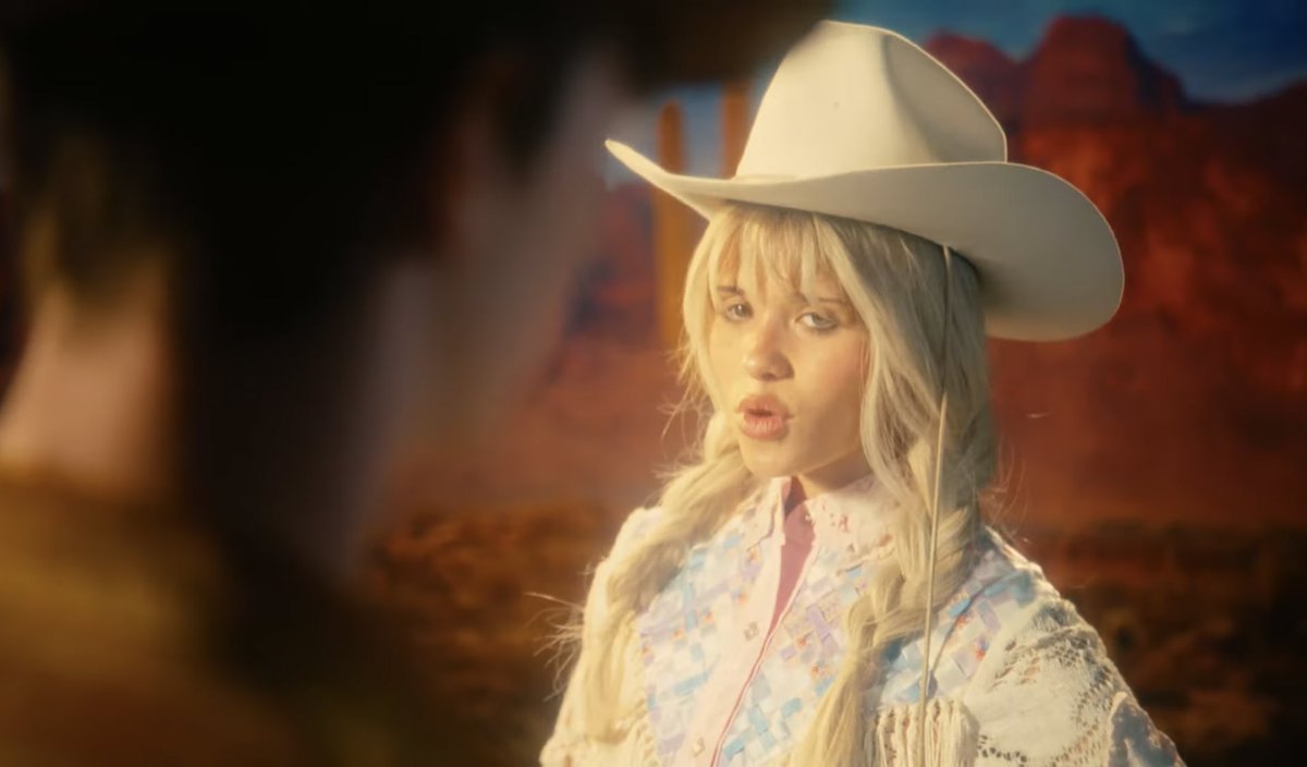 pinkponyroaan's tweet image. babycowboy making an appearance is my favorite part