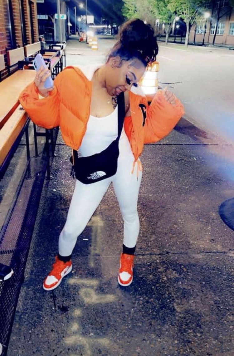 ErvinShnice's tweet photo. I been it 💅🏽💃🏽 https://t.co/Um4VovhjgC