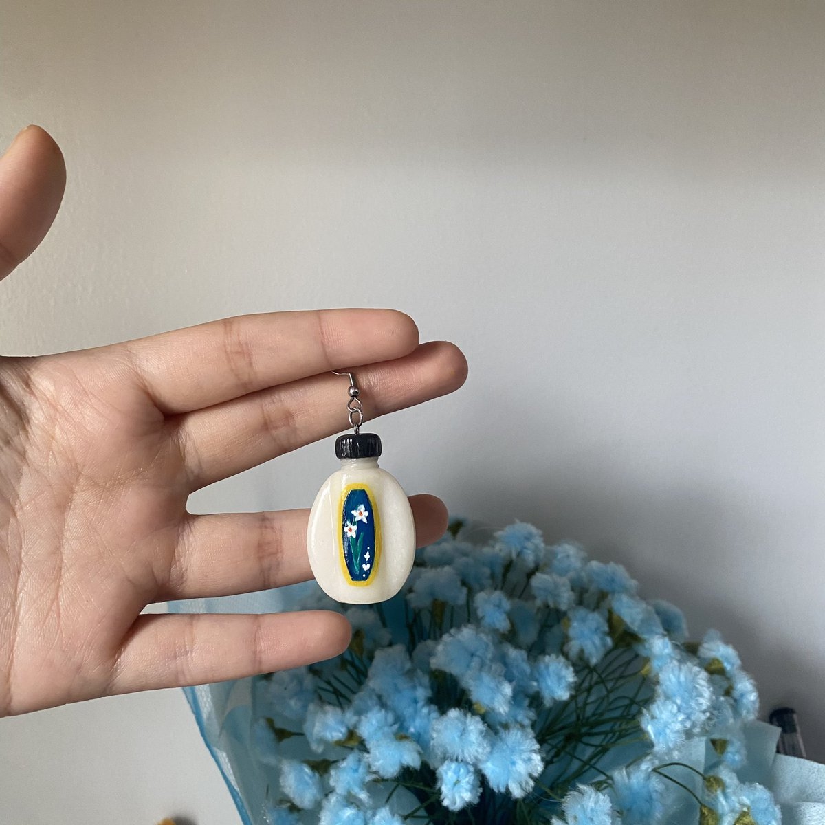 luwadph's tweet photo. ⋆ ˚｡⋆୨ white flower earrings ୧⋆ ˚｡⋆ https://t.co/Fvv3joV9tq