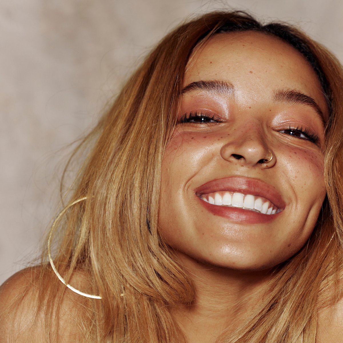 Always a good day when there's new music from @Tinashe! Listen now to 'BB/ANG3L.' apple.co/NewTinashe