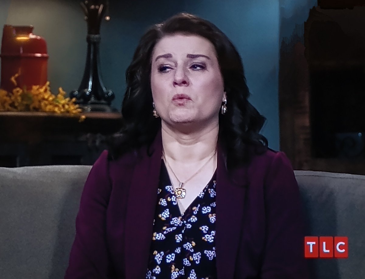 AJdogmomma's tweet image. The favorite wife, well, the only wife now! #sisterwives should rename it #RobynsRentIsDue! #nikeeyebrows