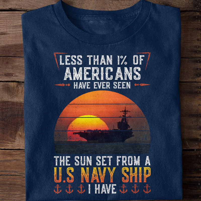 Valor76_com's tweet photo. Get your Navy veteran tee and wear your legacy 💝 
Order here: https://t.co/diDLqTssBi