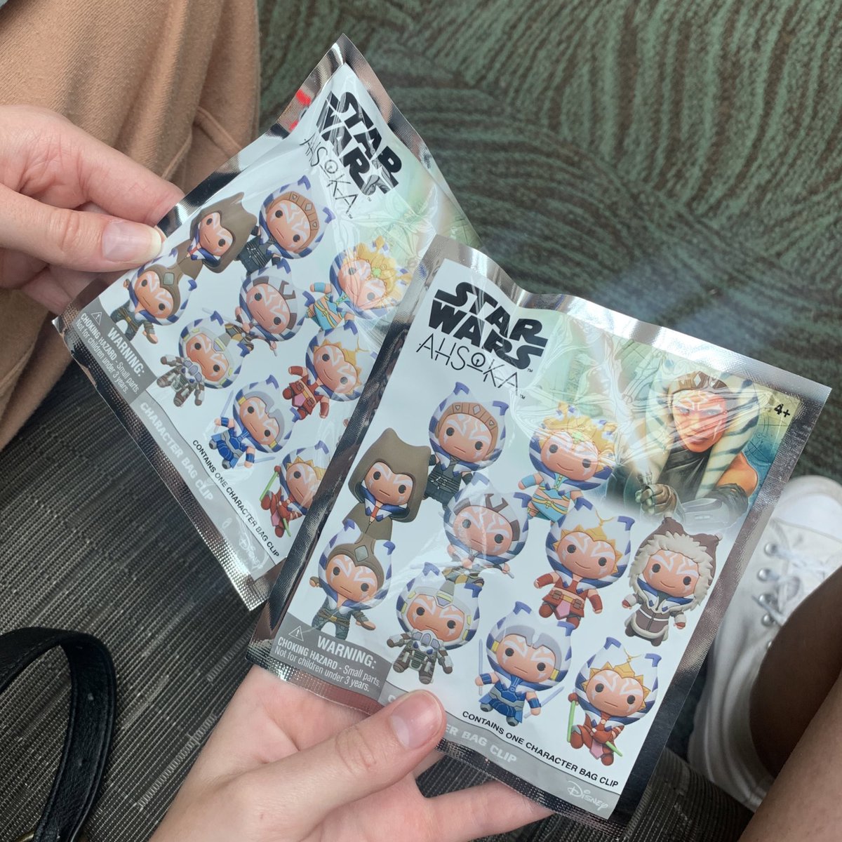 em_davv's tweet photo. Fate would have it that we got the matching ones🥹🫶 @LindseyDecker12 @ahsokaofficial https://t.co/OjaJJu86wL