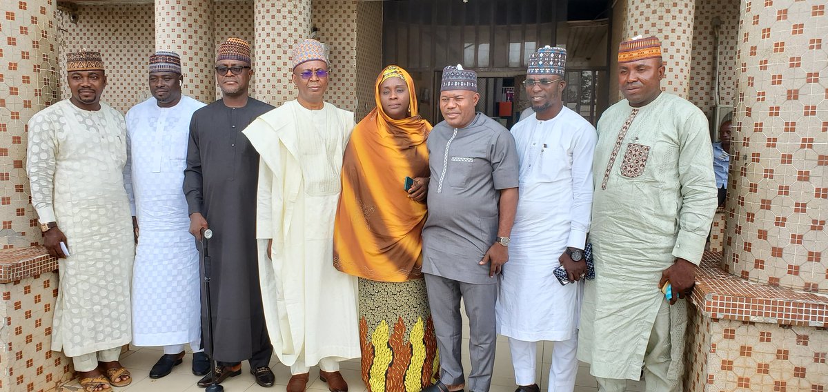 HonDSAguye's tweet photo. Ododo/Joel'23
A robust alliance from the peoples' mandate bearers: Leader Lokoja-Kogi Alhaji Suleiman Baba Ali, Hon. Comm. 4 Solid Minerals Hon. Bashir Gegu, KSHA Speaker Rt. Hon. Aliyu Umar, Members KSHA: LKJ1 Hon. BEST & Kogi Hon. Maikudi, Council Chairmen, Lokoja & Kogi: Hon. Danasabe & Hon. Dauda + other critical stakeholders all rallying for the @OfficialOAU Ododo Project. #AguyeMandate #NewDirection #RenewedHope #Apc #KogiGov